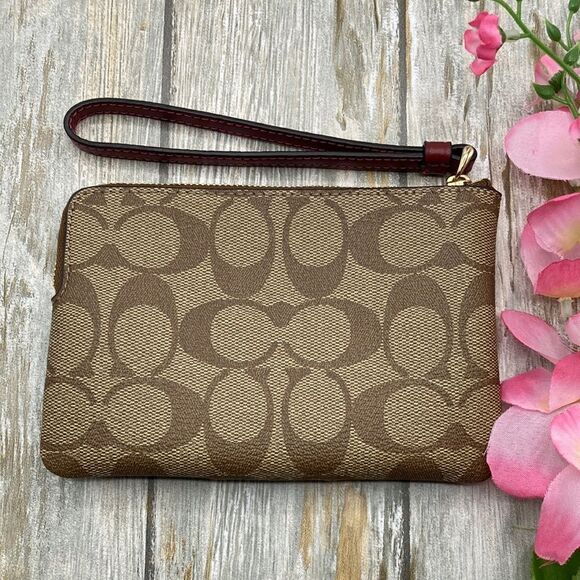 Coach Corner Zip Wristlet In Signature Canvas || Cherry Bag Wallet - Picture 4 of 5